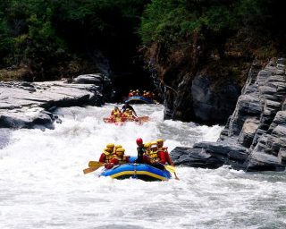 ADVENTURE DAY TRIP IN KITULGALA WITH WHITE WATER RAFTING, STREAM SLIDES AND LUNCH